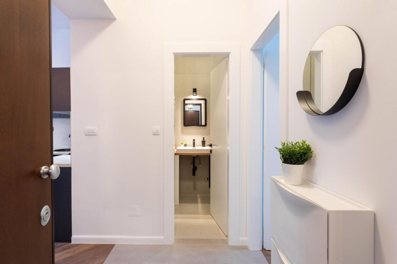 Modern And Design Apartment Near The Main Square Zagreb Luaran gambar