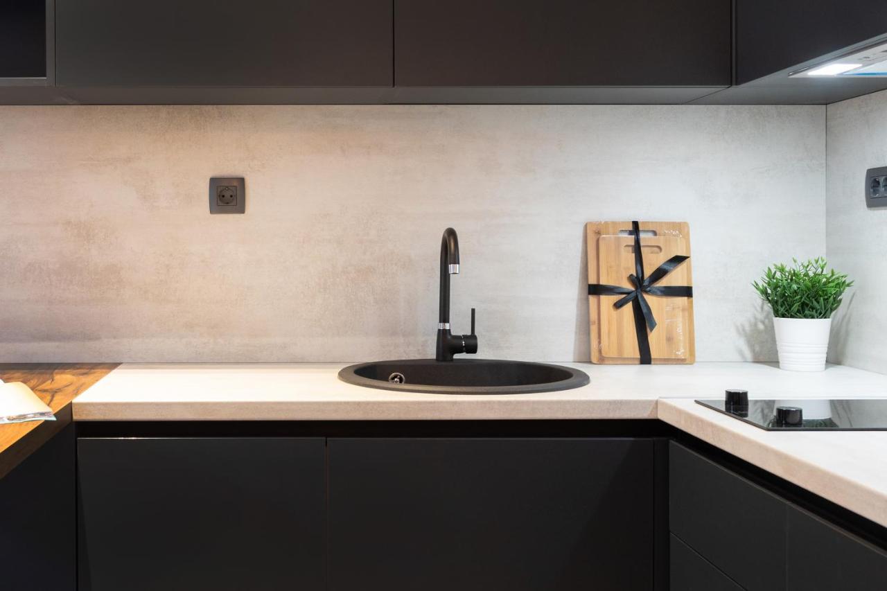 Modern And Design Apartment Near The Main Square Zagreb Luaran gambar